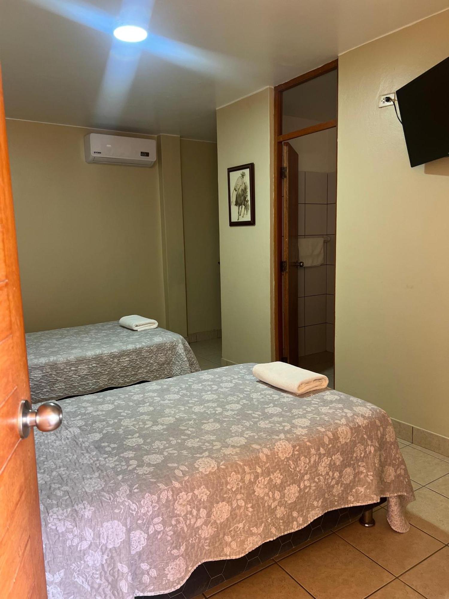 Hotel El Huacachinero Ίκα Εξωτερικό φωτογραφία